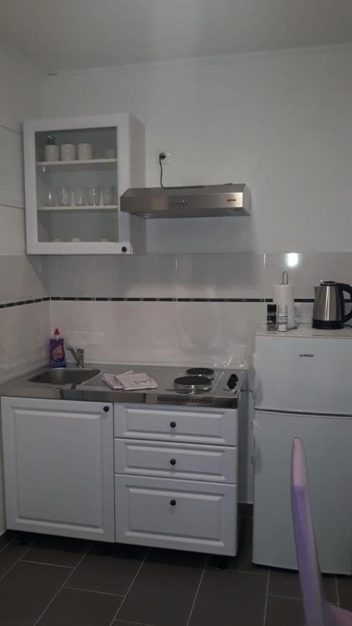 Apartmani Skalinada Марина Екстериор снимка